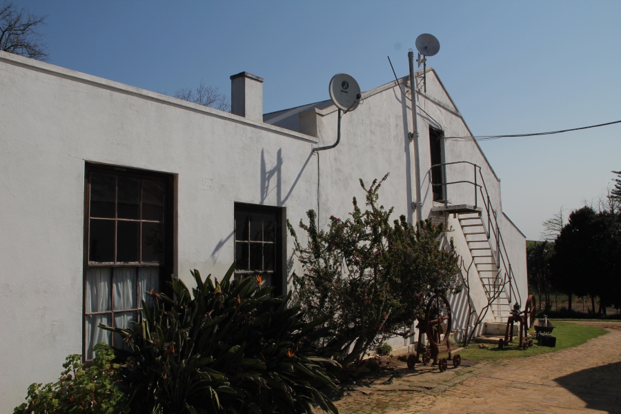 5 Bedroom Property for Sale in Stellenbosch Farms Western Cape